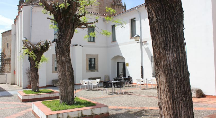 Sumaiya El Palacio Coria Exterior photo