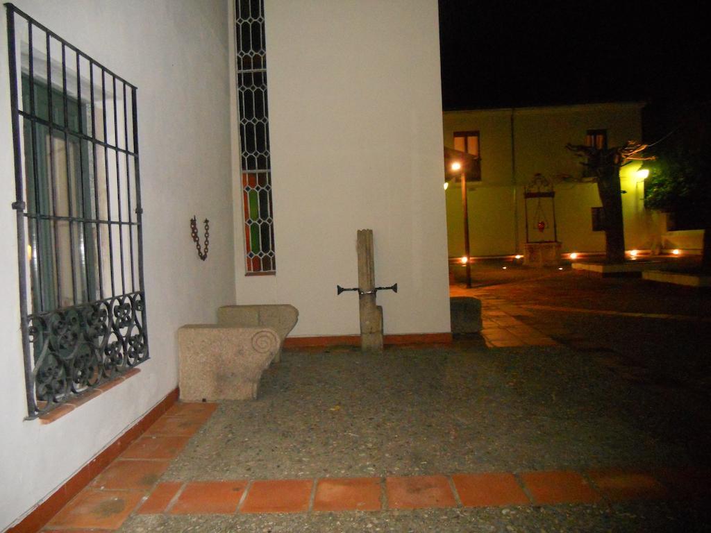 Sumaiya El Palacio Coria Exterior photo